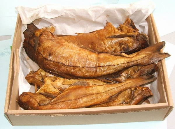 Dorsz plamiak wędzony - tusza / 400 g